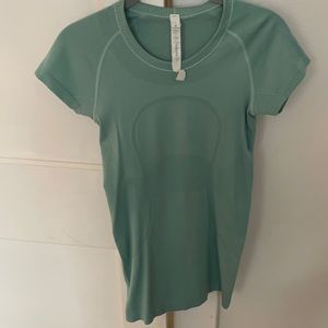 Lululemon Shortsleeve Top
